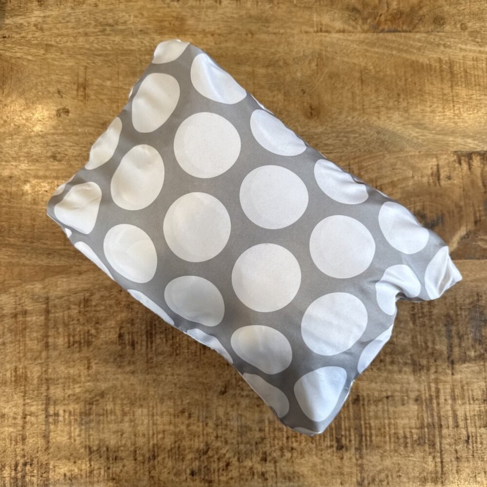 Boppy Preferred Shopping Cart & High Chair Cover Polka DotsPrint Baby Seat Cover - Picture 7 of 8